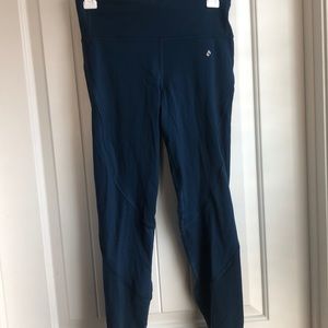 BRAND NEW royal blue lululemon mesh calf leggings